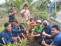 Baktisosial Dan Giat Penghijauan Yang Digelar karang Taruna Kelurahan Gunung Ibul barat